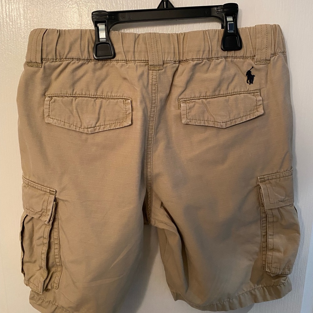 COPY - Polo Ralph Lauren ripstop cargo shorts in khaki. Big boys size 12.